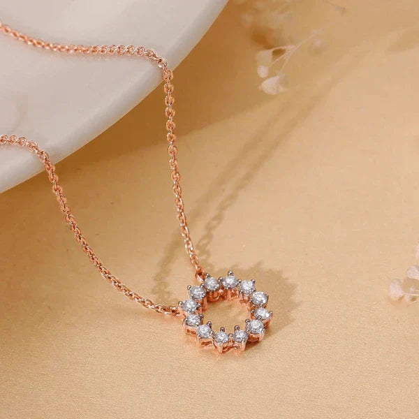 Top 5 Rose Gold Necklace Styles You’ll Love in 2025