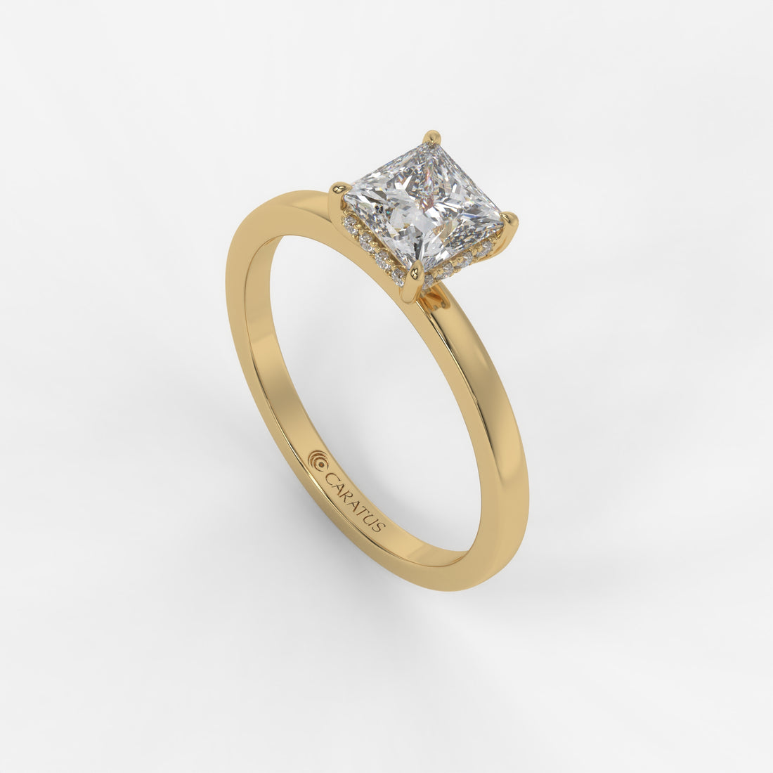 Yellow Gold Princess-Cut Diamond Ring with Round Diamond